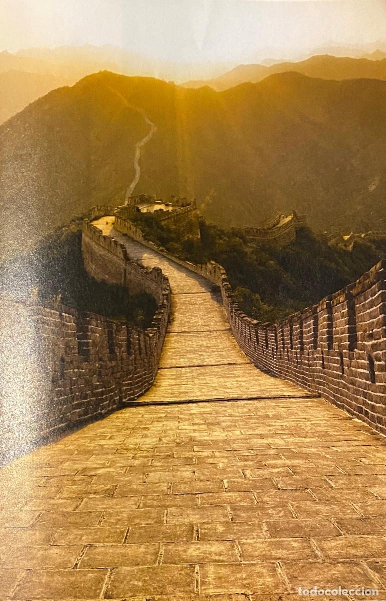 Otros art&iacute;culos de coleccionismo en papel: Fotograf&iacute;a art&iacute;stica. Gran Muralla China y monta&ntilde;as al fondo. Tama&ntilde;o folio, enmarcable. Nueva.