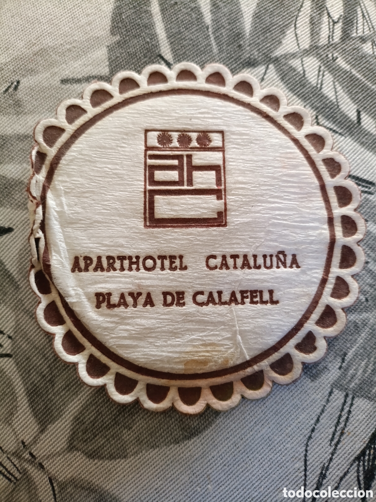 Otros art&iacute;culos de coleccionismo en papel: APARTHOTEL CATALU&Ntilde;A PLAYA DE CALAFELL [ POSA-VASOS A&Ntilde;OS 50-60 ]