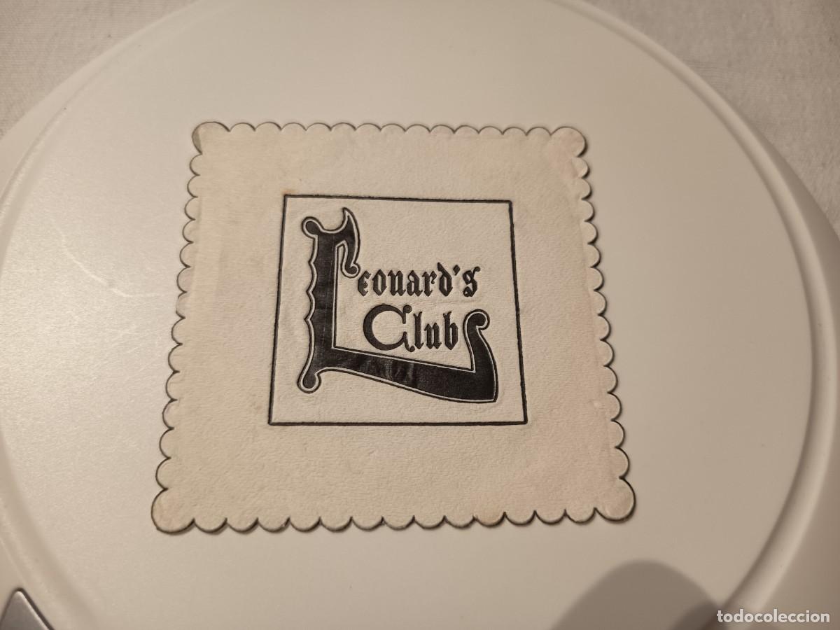 Otros art&iacute;culos de coleccionismo en papel: POSAVASOS CLUB LEONARD'S