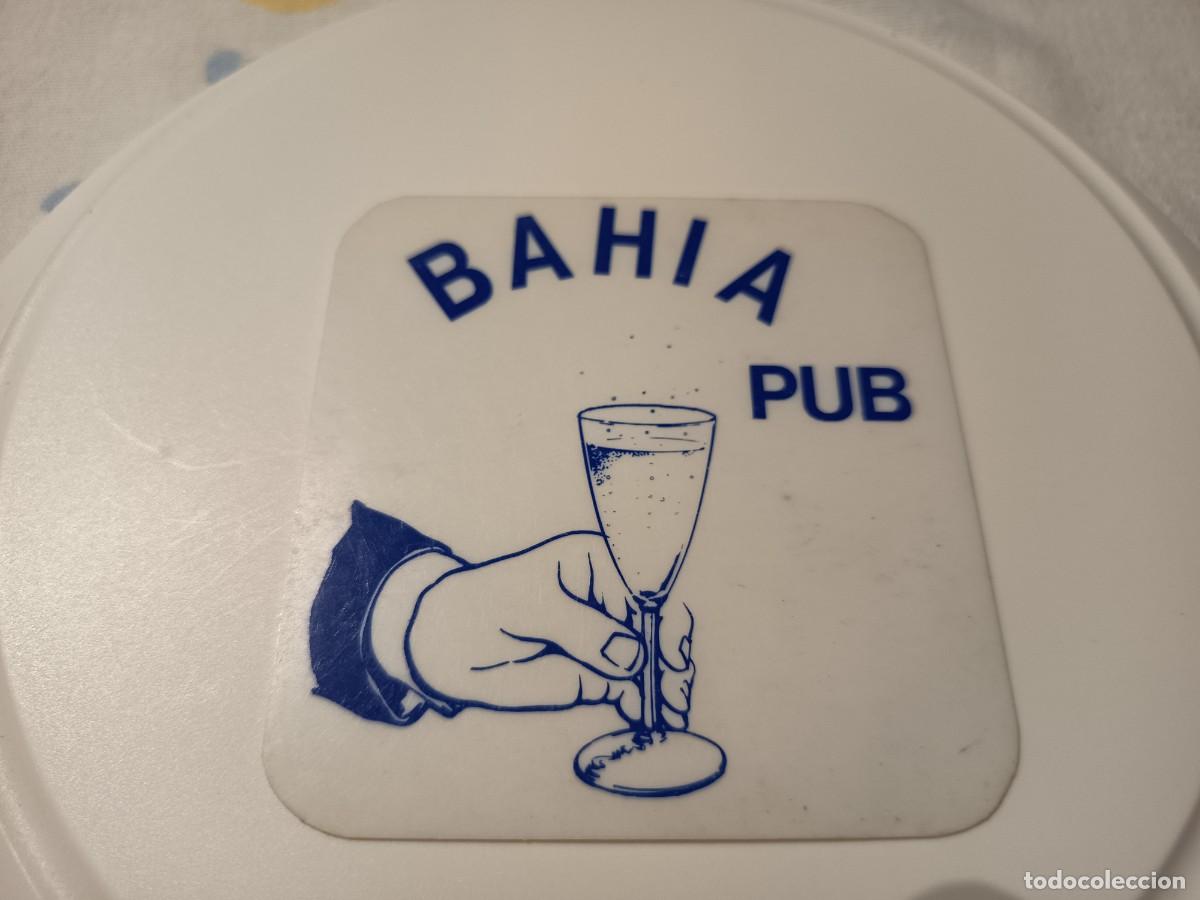 Otros art&iacute;culos de coleccionismo en papel: POSAVASOS PUB BAHIA DE PLASTICO
