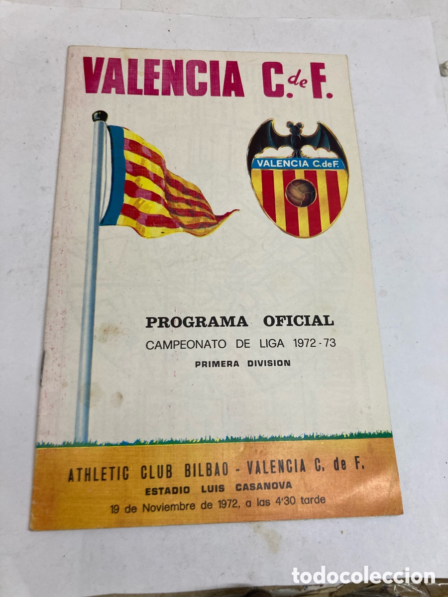 Otros art&iacute;culos de coleccionismo en papel: programa oficial de partido del Valencia C. de F. de la temporada 1972-73