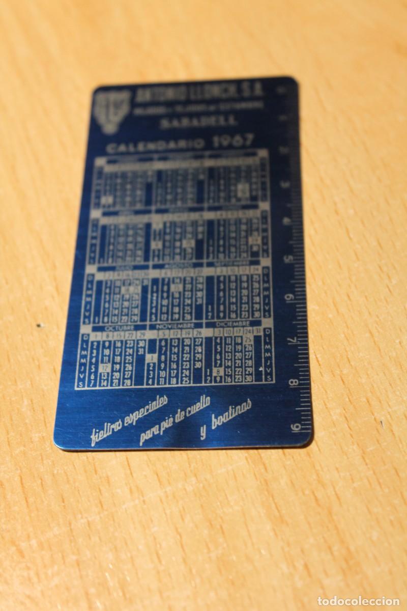 Otros art&iacute;culos de coleccionismo en papel: CALENDARIO DE BOLSILLO METALICO. A&Ntilde;O 1967. ANTONIO LLONCH, S.A. - SABADELL. HILADOS Y TEJIDOS.