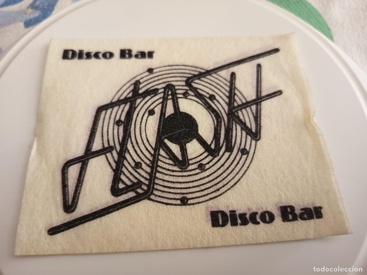 Otros art&iacute;culos de coleccionismo en papel: POSAVASOS DISCO BAR FLASH A IDENTIFICAR