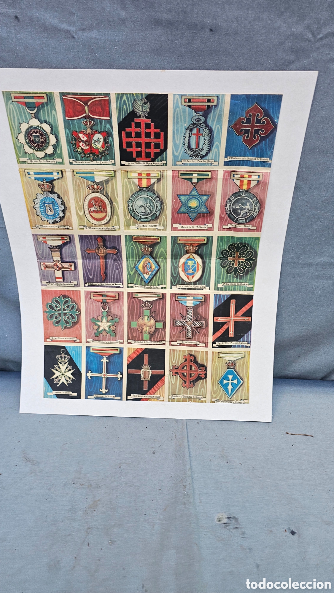 Otros art&iacute;culos de coleccionismo en papel: Antigua lamina de medallas militares....