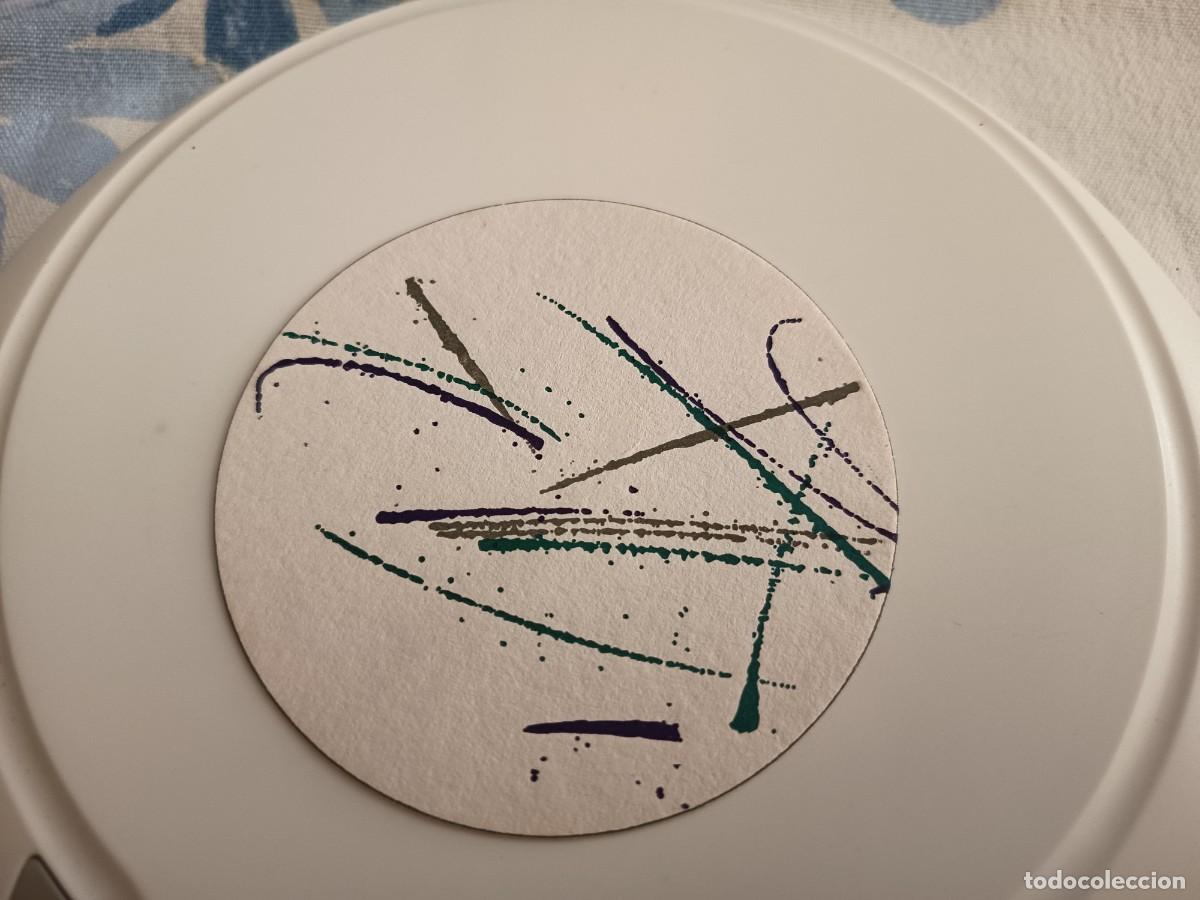 Outros artigos de papel: POSAVASOS A IDENTIFICAR