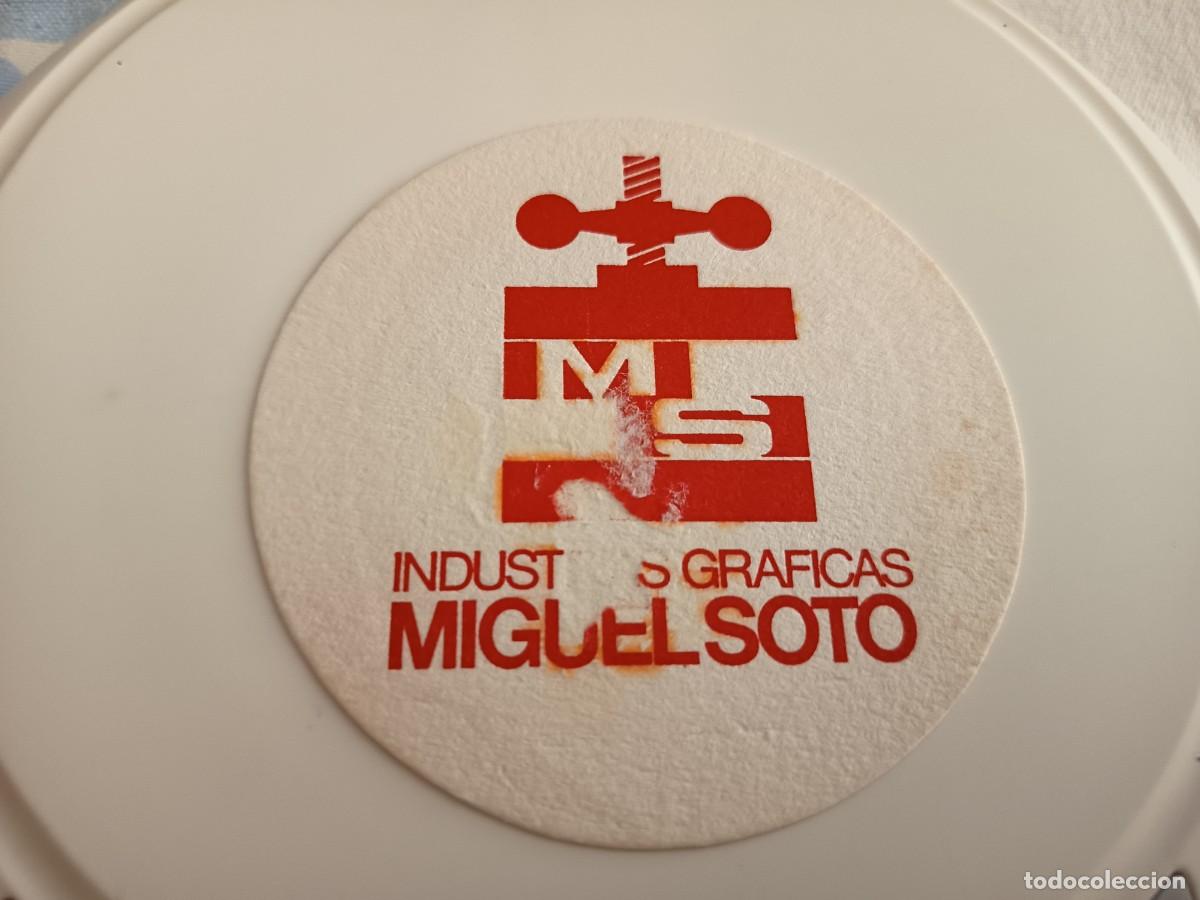 Otros art&iacute;culos de coleccionismo en papel: POSAVASOS A IDENTIFICAR