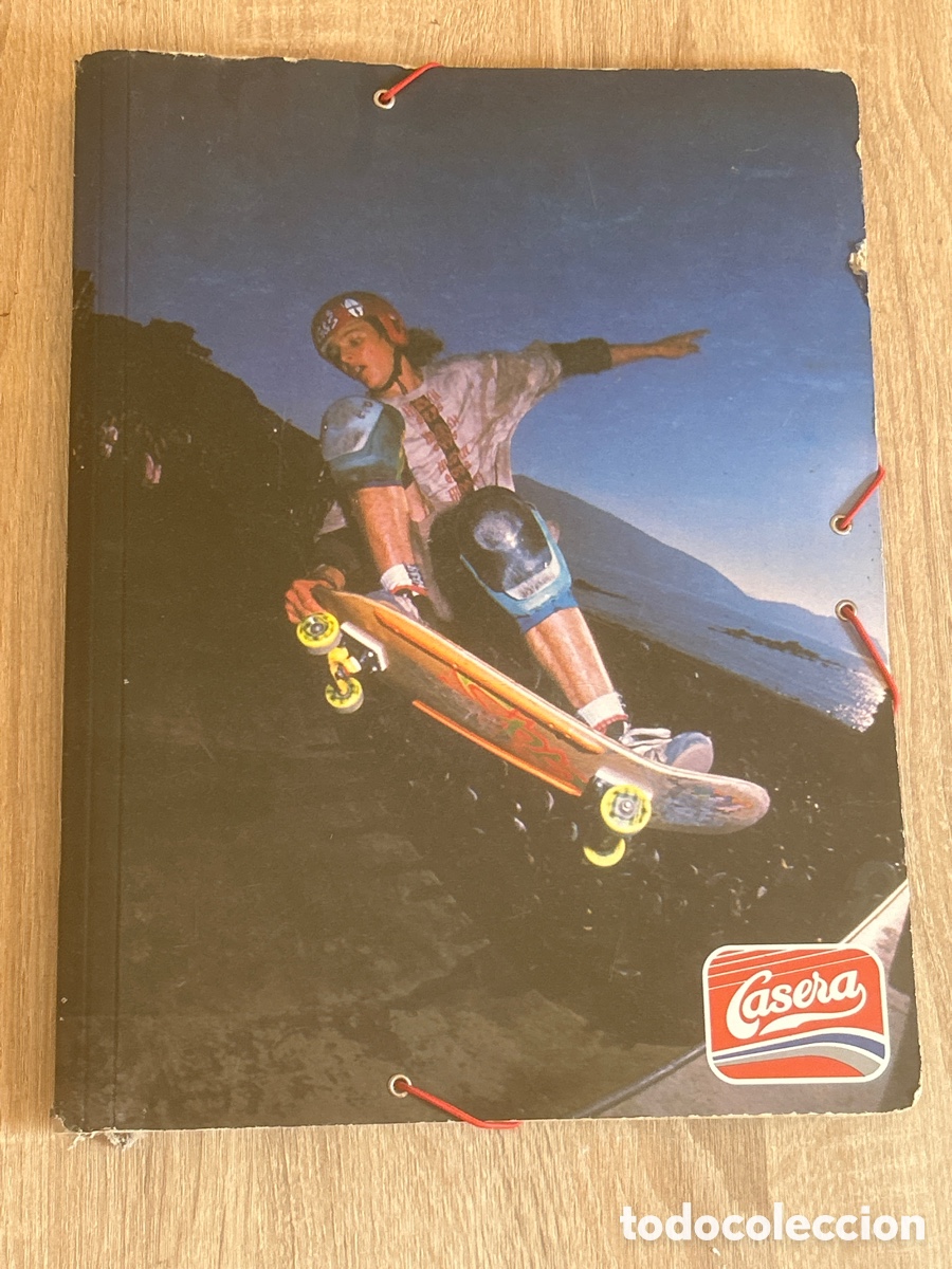 Otros art&iacute;culos de coleccionismo en papel: Antigua carpeta casera sky y skate