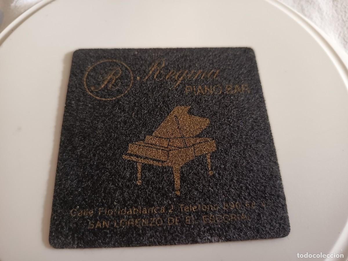 Altri oggetti di carta: POSAVASOS PIANO BAR REGINA-SAN LORENZO DEL ESCORIAL-MADRID