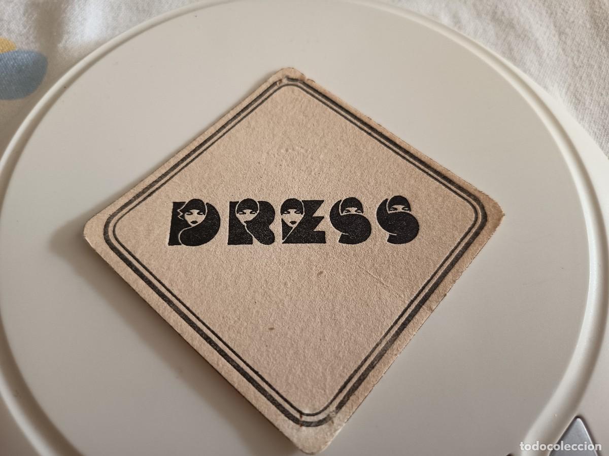Otros art&iacute;culos de coleccionismo en papel: POSAVASOS DISCO BAR DRESS-ALCALA DE HENARES-MADRID