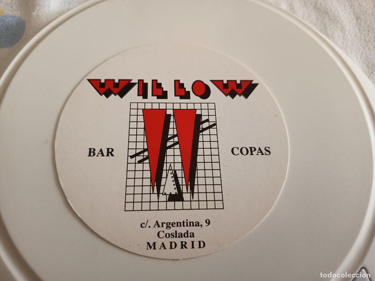 Otros art&iacute;culos de coleccionismo en papel: POSAVASOS BAR DE COPAS WILLOW-COSLADA-MADRID