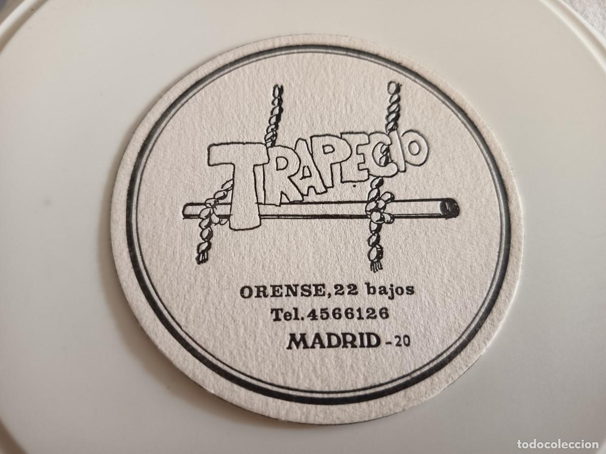 Otros art&iacute;culos de coleccionismo en papel: POSAVASOS PUB TRAPECIO-MADRID - Foto 1