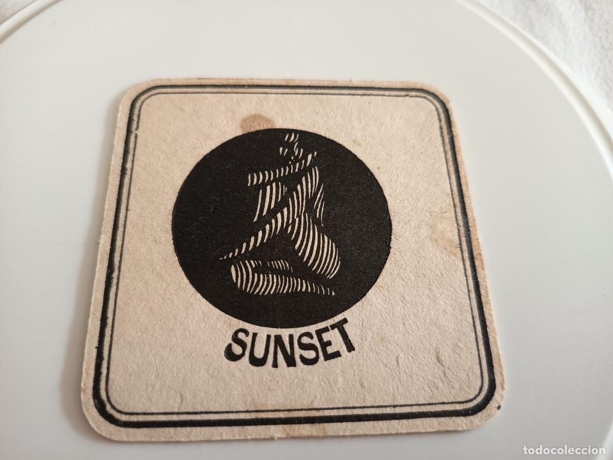 Altri oggetti di carta: POSAVASOS DISCOTECA SUNSET-MADRID