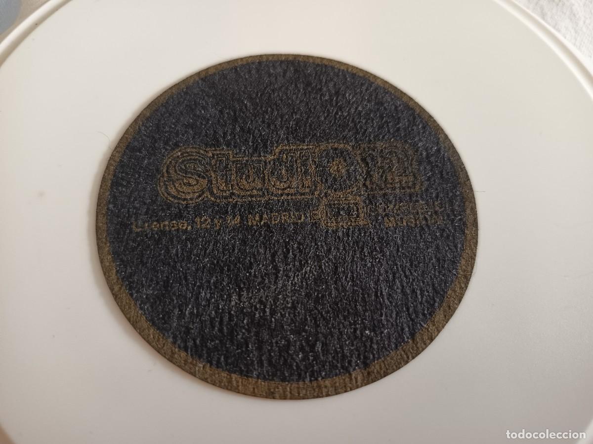 Otros art&iacute;culos de coleccionismo en papel: POSAVASOS PUB STUDIO 12-MADRID - Foto 1
