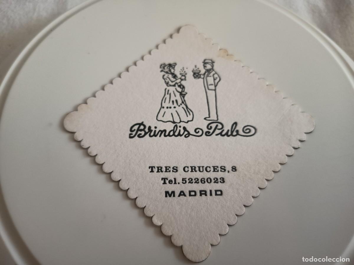 Otros art&iacute;culos de coleccionismo en papel: POSAVASOS PUB BRINDIS-MADRID