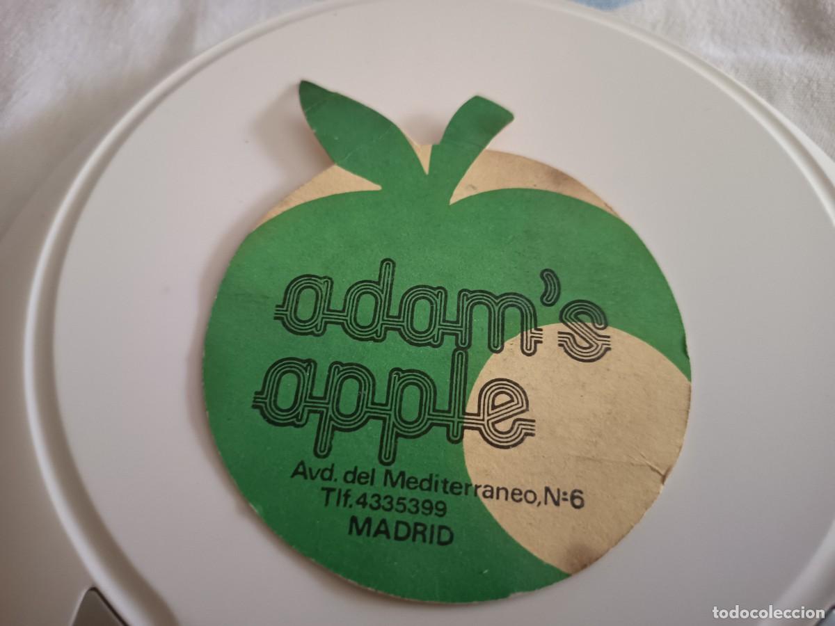 Outros artigos de papel: POSAVASOS PUB ADAM'S APPLE-MADRID