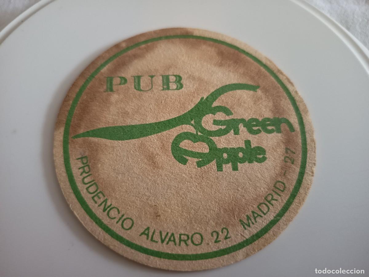 Otros art&iacute;culos de coleccionismo en papel: POSAVASOS PUB GREEN APPLE-MADRID