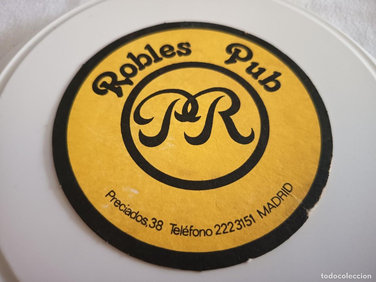 Otros art&iacute;culos de coleccionismo en papel: POSAVASOS PUB ROBLES-MADRID