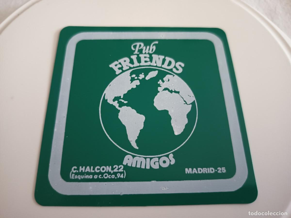 Otros art&iacute;culos de coleccionismo en papel: POSAVASOS PUB FRIENDS AMIGOS-MADRID