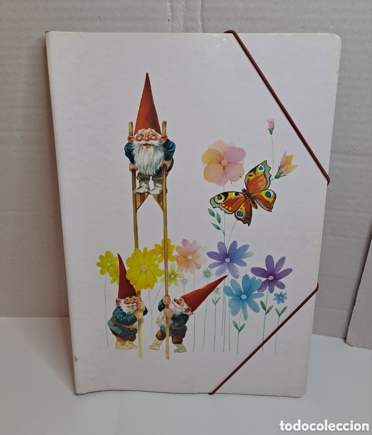 Otros art&iacute;culos de coleccionismo en papel: GNOMOS. CARPETA CLASIFICADORA. NUEVA. SIN ESTRENAR. 35 X 24 CM. STAR TOYS. A&Ntilde;OS 80.