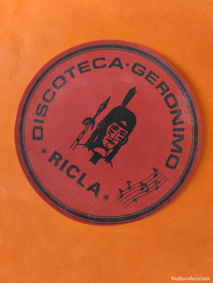 Altri oggetti di carta: KOO - POSAVASOS DISCOTECA GERONIMO. RICLA ZARAGOZA. DE TELA..