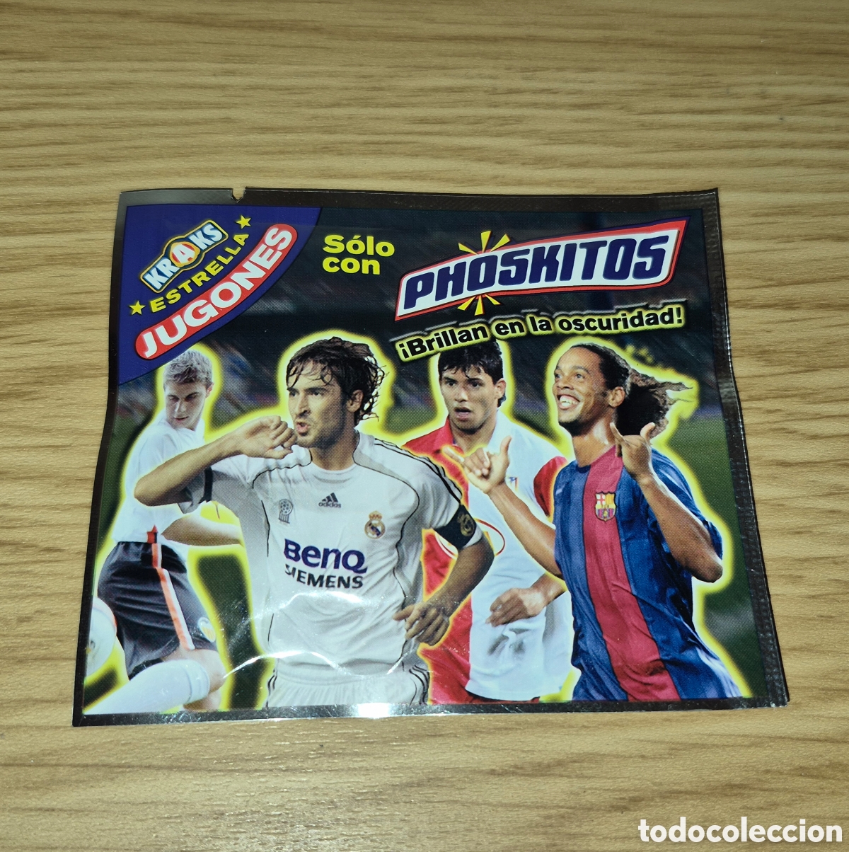 Otros art&iacute;culos de coleccionismo en papel: Antiguo paquete de Krak de Phoskitos. Liga 2006-2007 sin abrir Ronaldinho, Ra&uacute;l en portada