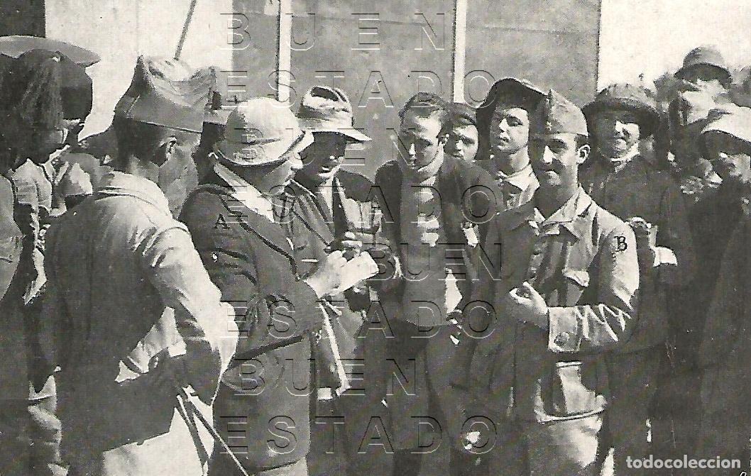 Otros art&iacute;culos de coleccionismo en papel: EL PINTOR LAFITA Y FRANCISCO FRANCO MELILLA 13X10 CLIPPING MUY ANTIGUO M57