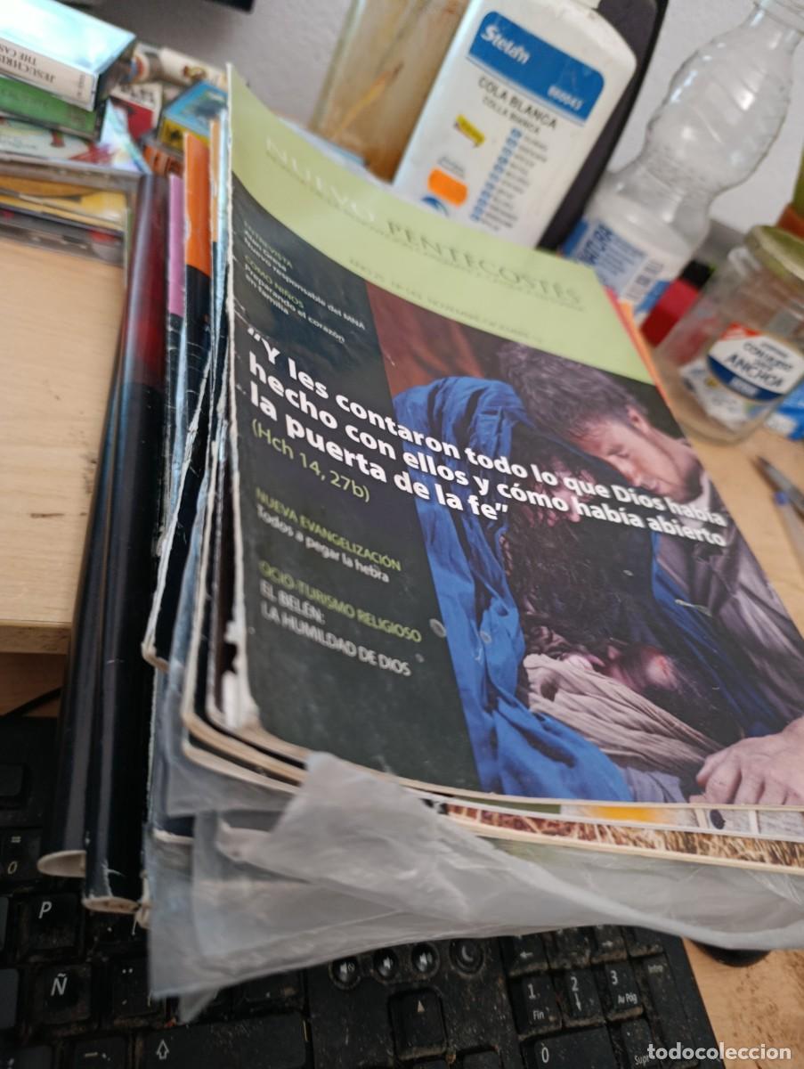 Otros art&iacute;culos de coleccionismo en papel: LOTE DE 28 REVISTA. NUEVO PENTECOSTES. EST33B5