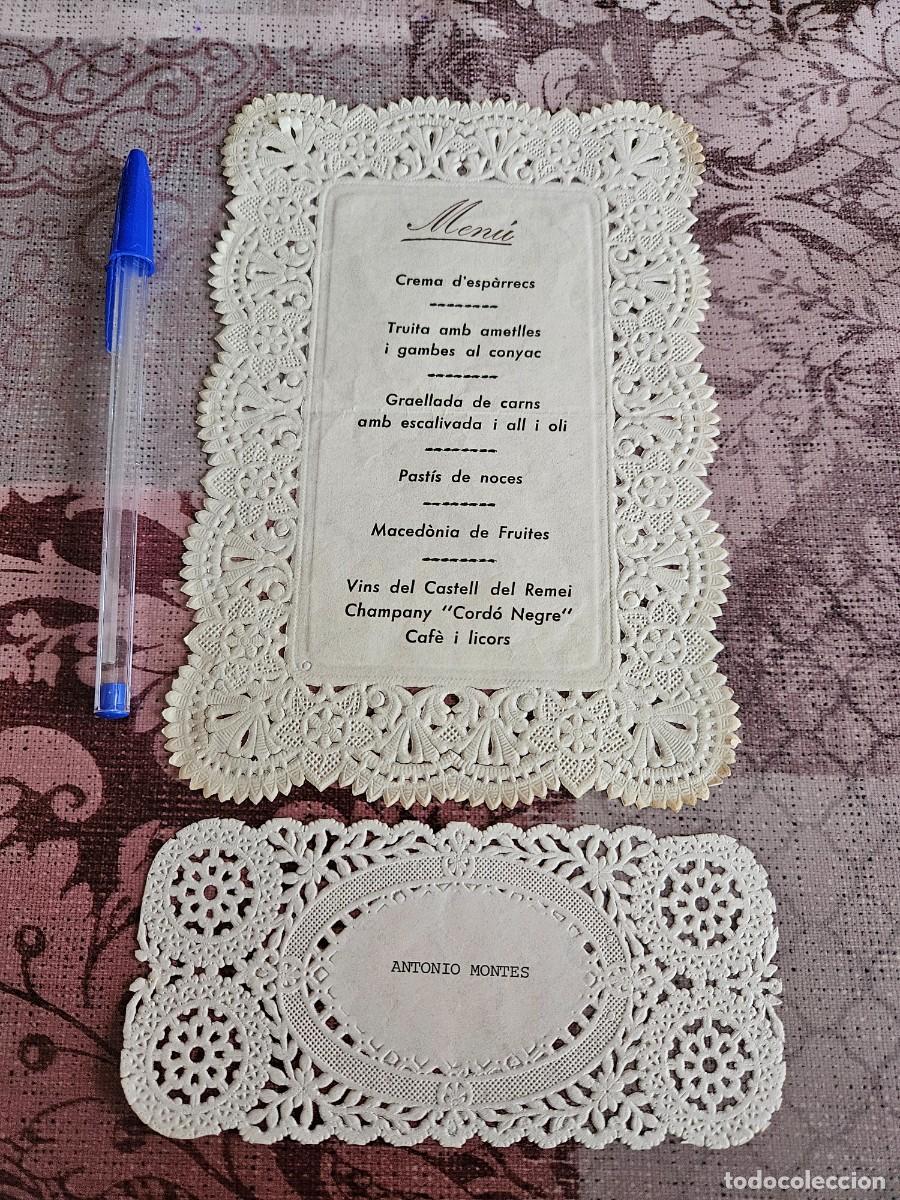 Otros art&iacute;culos de coleccionismo en papel: Men&uacute; Banquete De Boda Y Tarjeta De Asignaci&oacute;n De Asiento Impreso Sobre Blonda De Papel Calado.