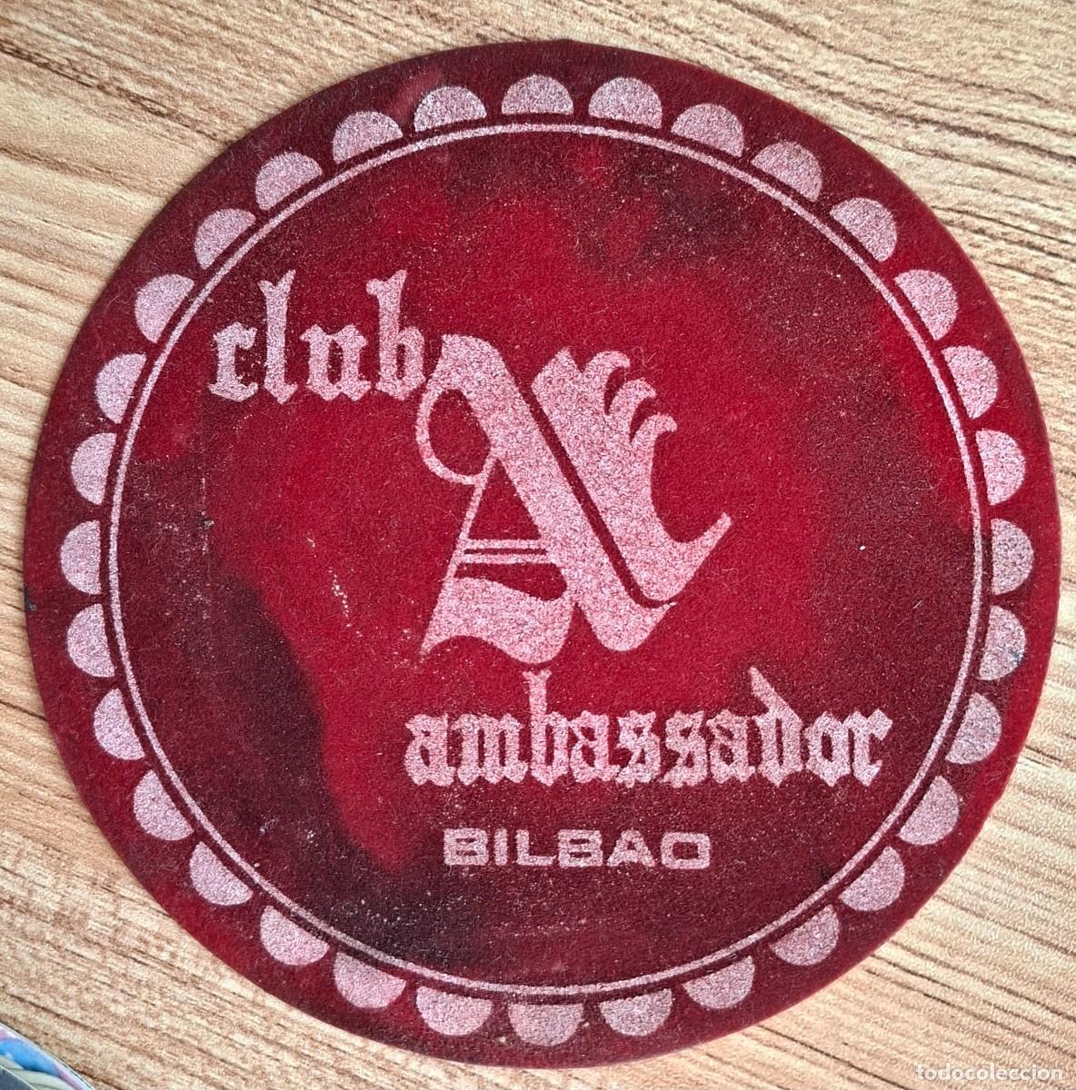 Otros art&iacute;culos de coleccionismo en papel: Posavasos Club Ambassador rojo - Bilbao (Vizcaya - Bizkaia)