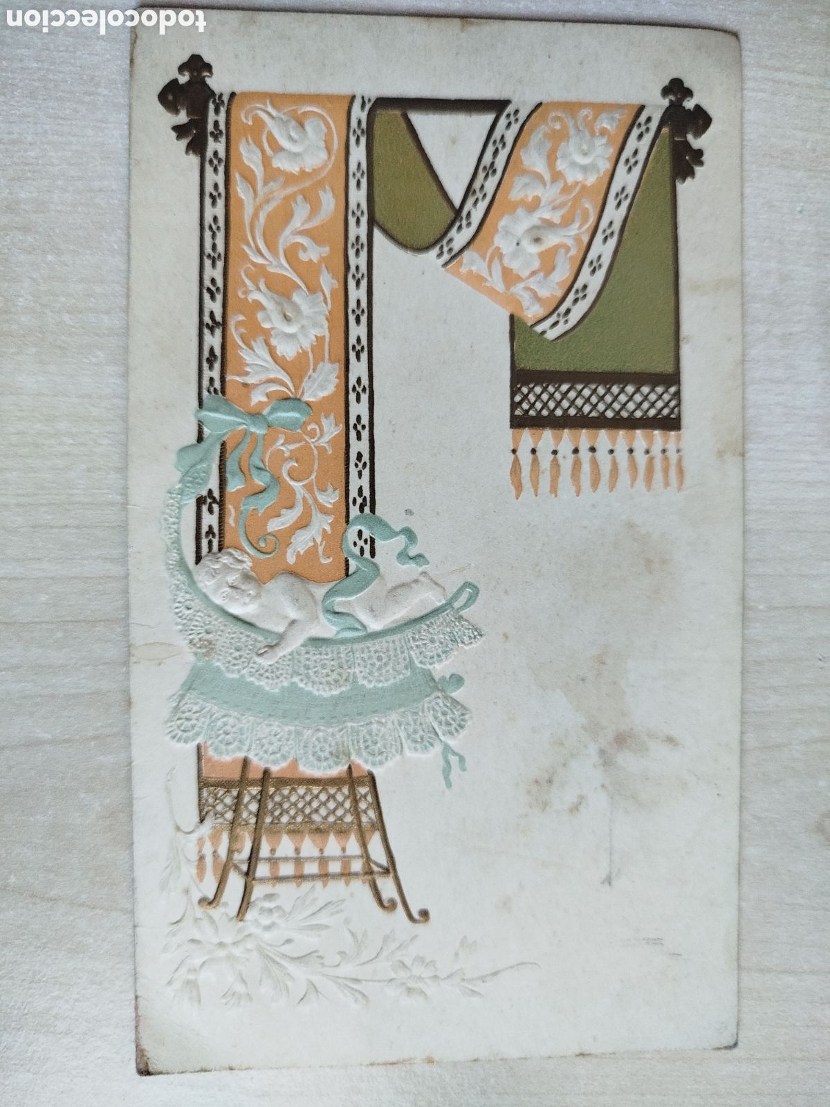 Paper Collecting Others: Antigua tarjeta postal modernista - Relieve gofrat y dorados - &Aacute;ngel y motivos florales - Circa 1900