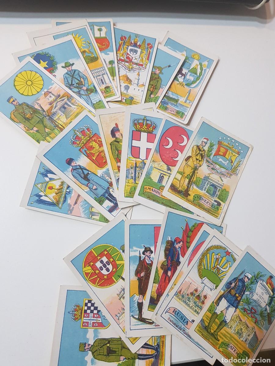 Otros art&iacute;culos de coleccionismo en papel: Lote cromos Escudos, uniformes y edificios nacionales - Foto 1