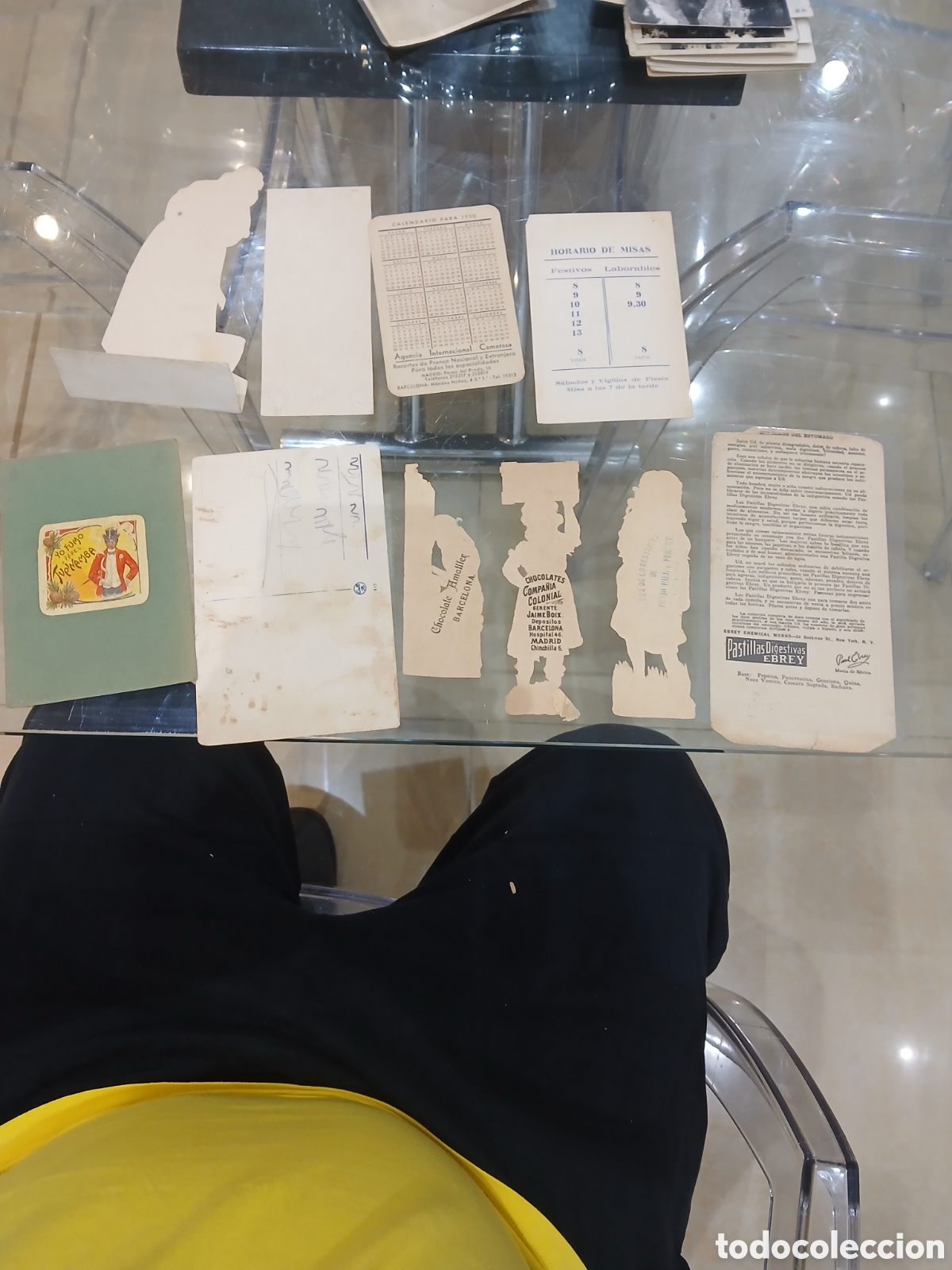 Otros art&iacute;culos de coleccionismo en papel: Lote de postales y barios - Foto 2