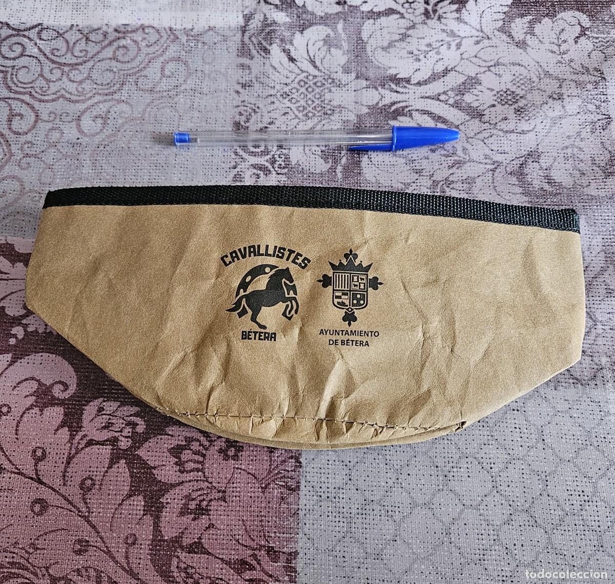 Otros art&iacute;culos de coleccionismo en papel: Estuche/ Funda De Material Similar Al Papel Kraft Asociaci&oacute;n De Cavallistes De B&eacute;tera(Valencia).