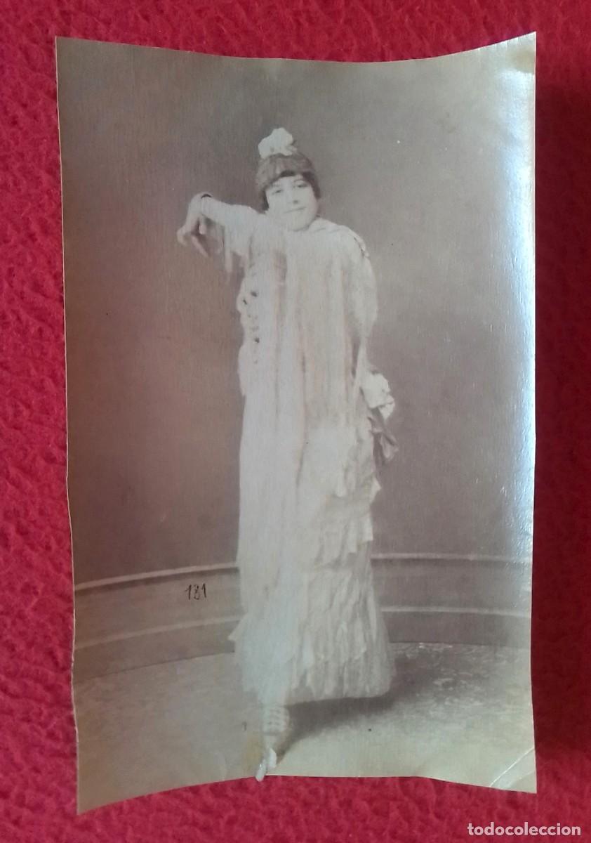 Otros art&iacute;culos de coleccionismo en papel: IMAGEN FOTO O SIMIL EN PAPEL FINO NO FOTOGR&Aacute;FICO DE MUJER CON BONITO VESTIDO FEMME WOMAN..ACTRIZ ?..