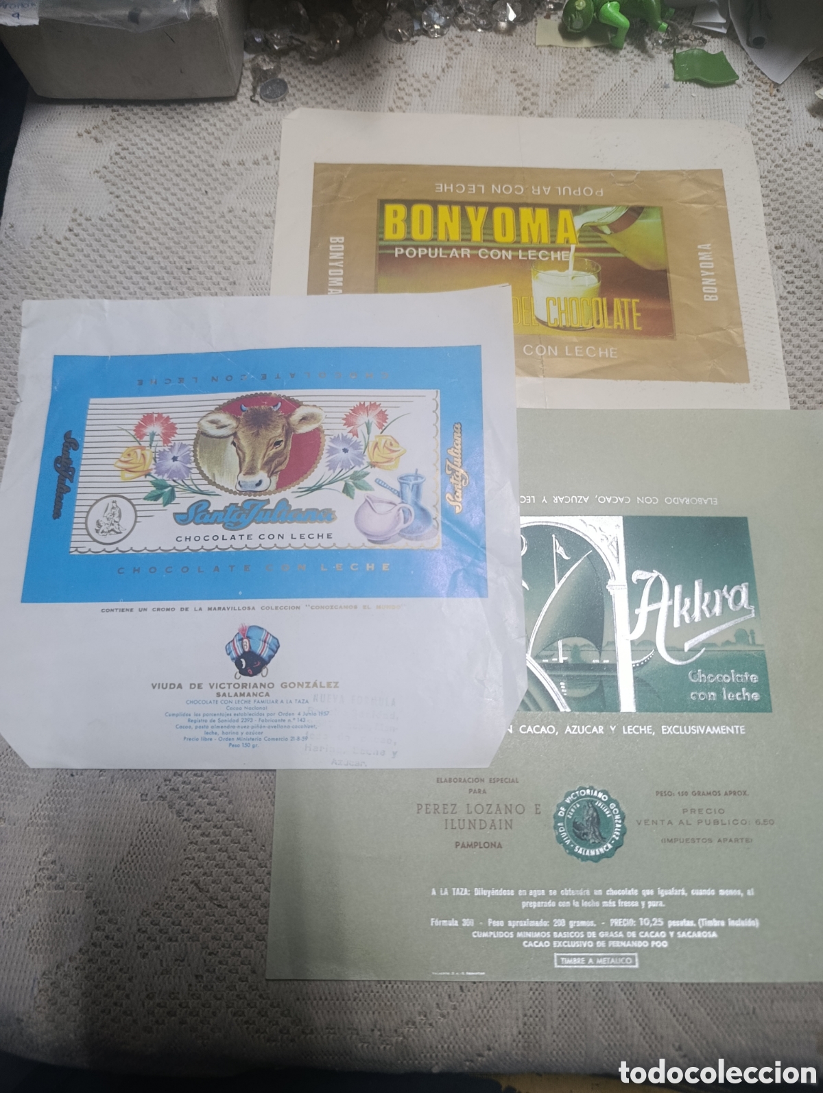 Otros art&iacute;culos de coleccionismo en papel: Lote de 3 envoltorios de chocolate santa juliana salamanca.
