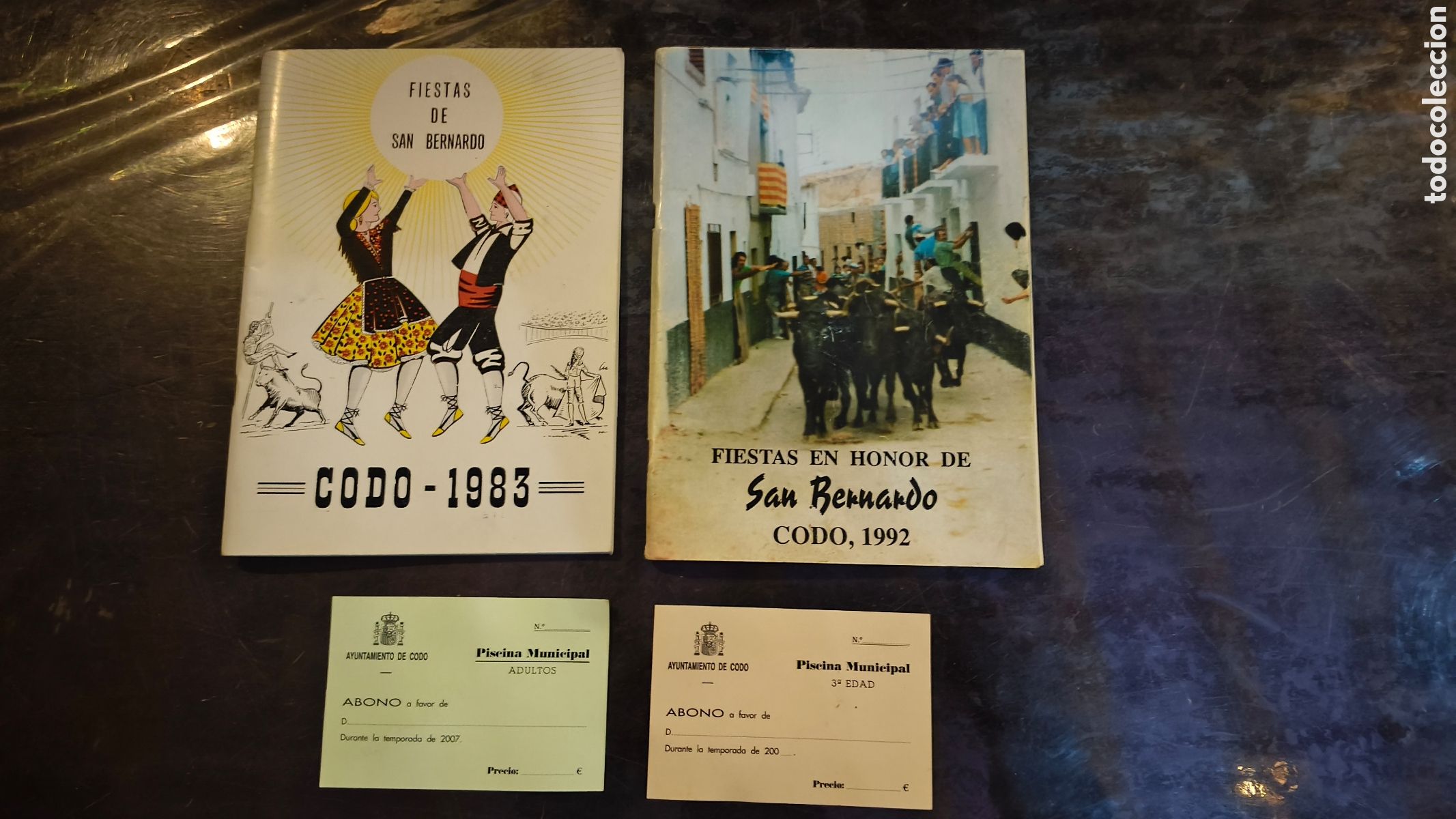 Otros art&iacute;culos de coleccionismo en papel: 2 viejos programa de fiestas de codo Zaragoza campo de Belchite