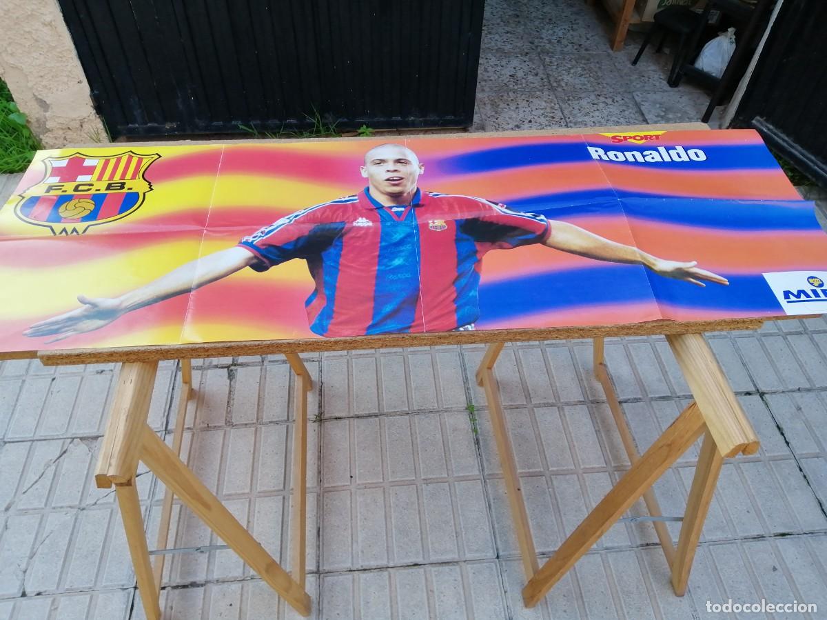Otros art&iacute;culos de coleccionismo en papel: POSTER RONALDO (F.C. BARCELONA) MEDIDAS 1, 35 cm X 50 cm)