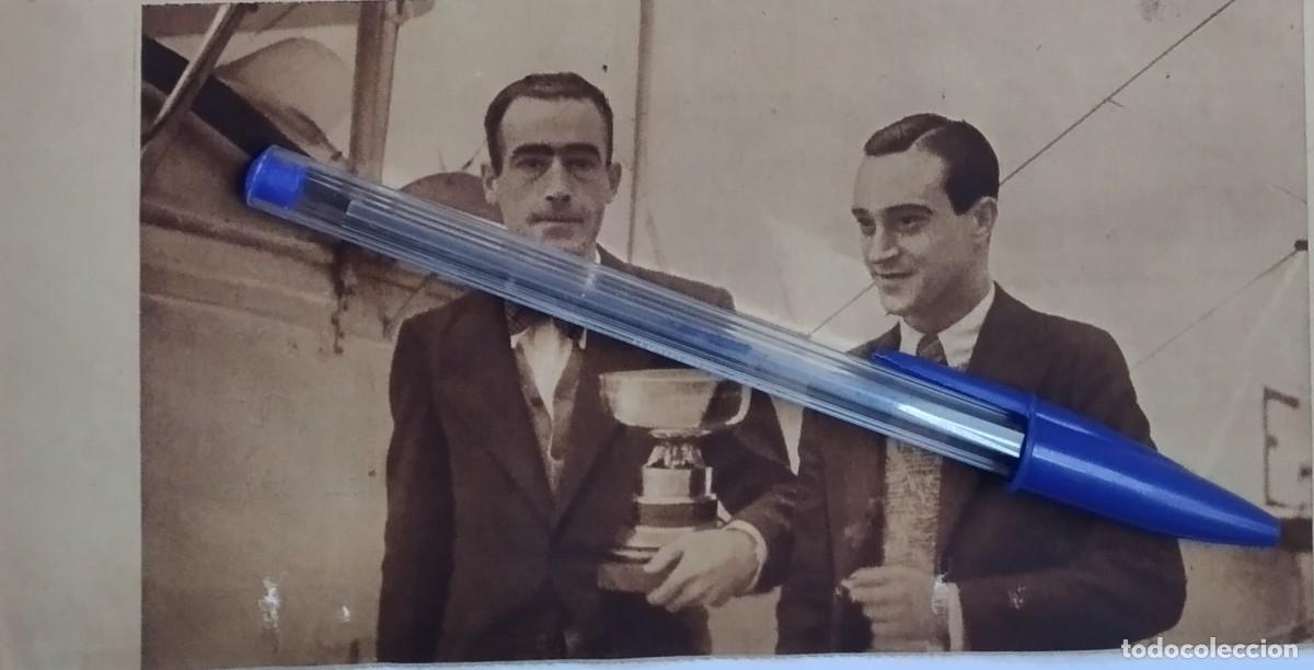 Otros art&iacute;culos de coleccionismo en papel: JOAQU&Iacute;N CORONADO MIGUEL SAENZ PILOTOS VENCEDORES CONCURSO AVIACI&Oacute;N EN BARCELONA A&Ntilde;O 1936