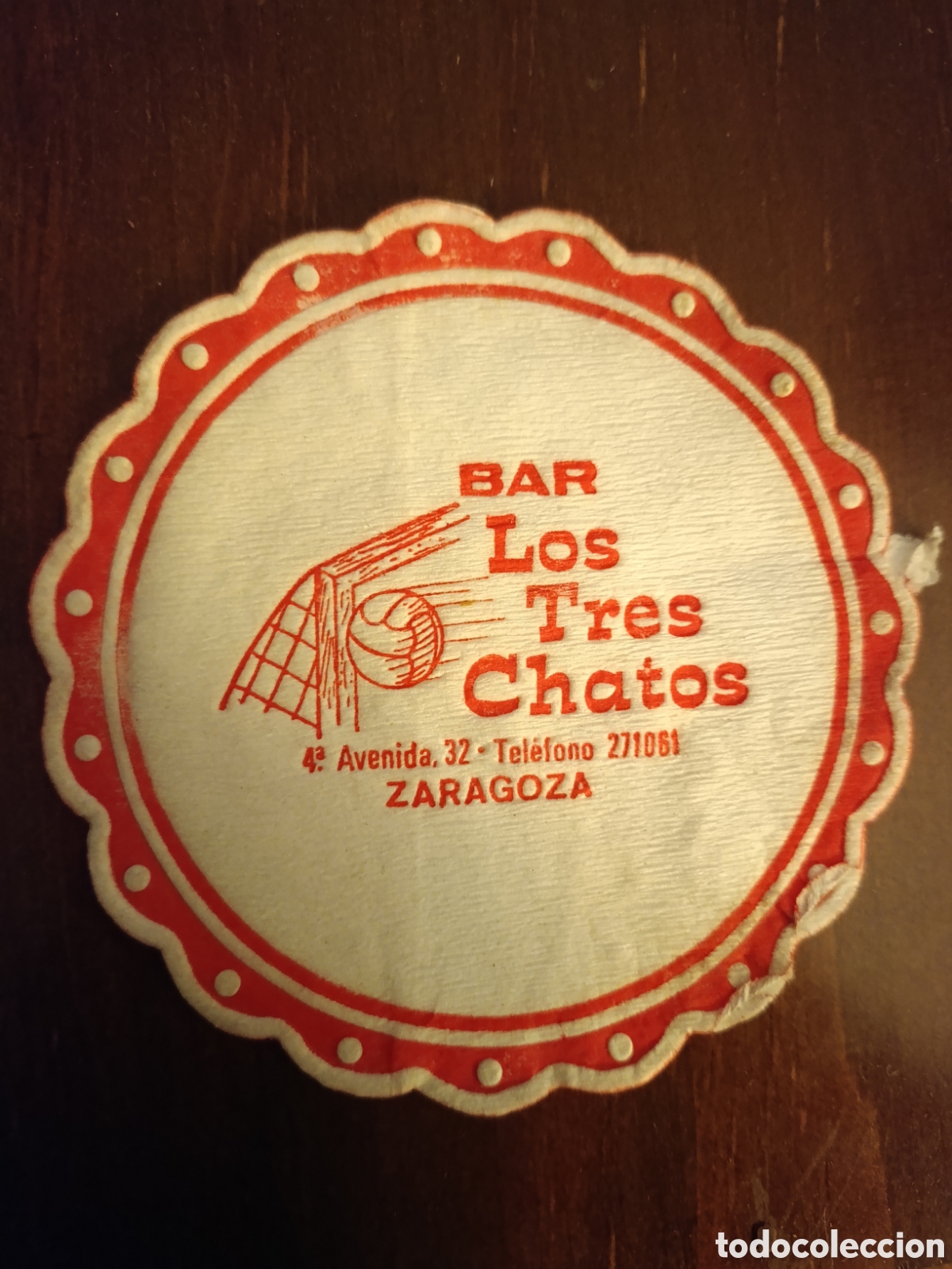 Otros art&iacute;culos de coleccionismo en papel: BAR LOS TRES CHATOS ZARAGOZA [ ETIQUETA A&Ntilde;OS 40-50 ]