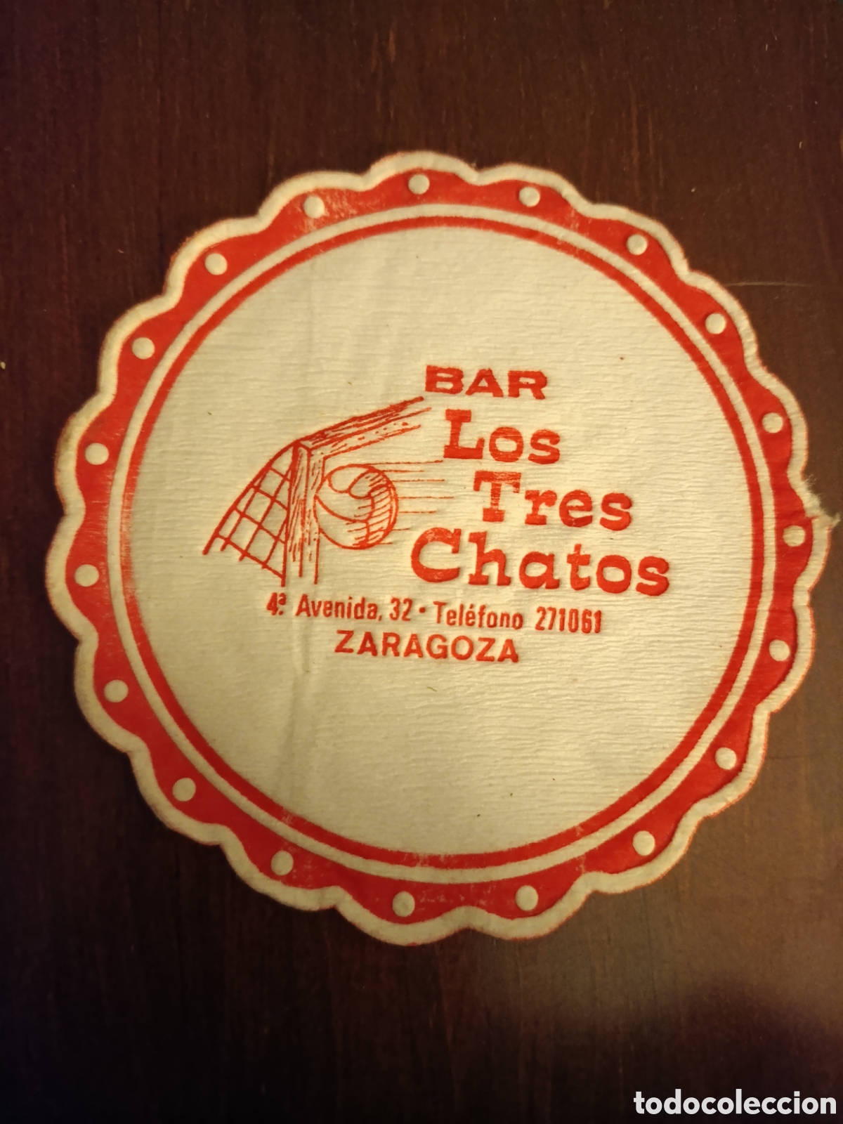 Otros art&iacute;culos de coleccionismo en papel: BAR LOS TRES CHATOS ZARAGOZA [ ETIQUETA A&Ntilde;OS 40-50 ]