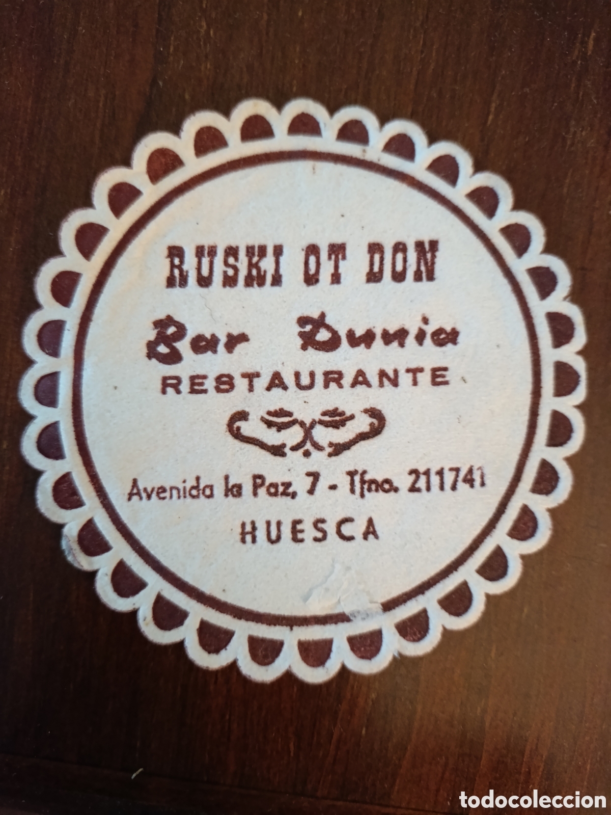 Otros art&iacute;culos de coleccionismo en papel: RUSKI OT DON BAR DUNIA RESTAURANTE HUESCA [ ETIQUETA A&Ntilde;OS 40-50 ]