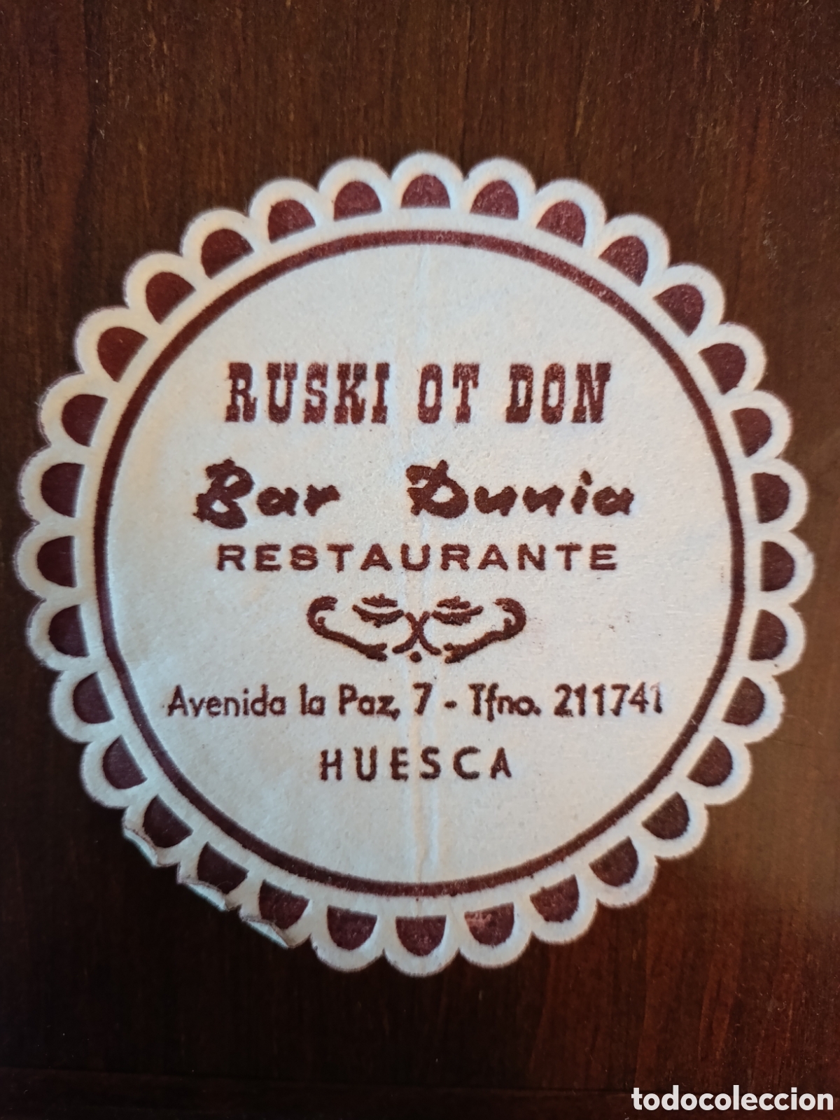 Otros art&iacute;culos de coleccionismo en papel: RUSKI OT DON BAR DUNIA RESTAURANTE HUESCA [ ETIQUETA A&Ntilde;OS 40-50 ]