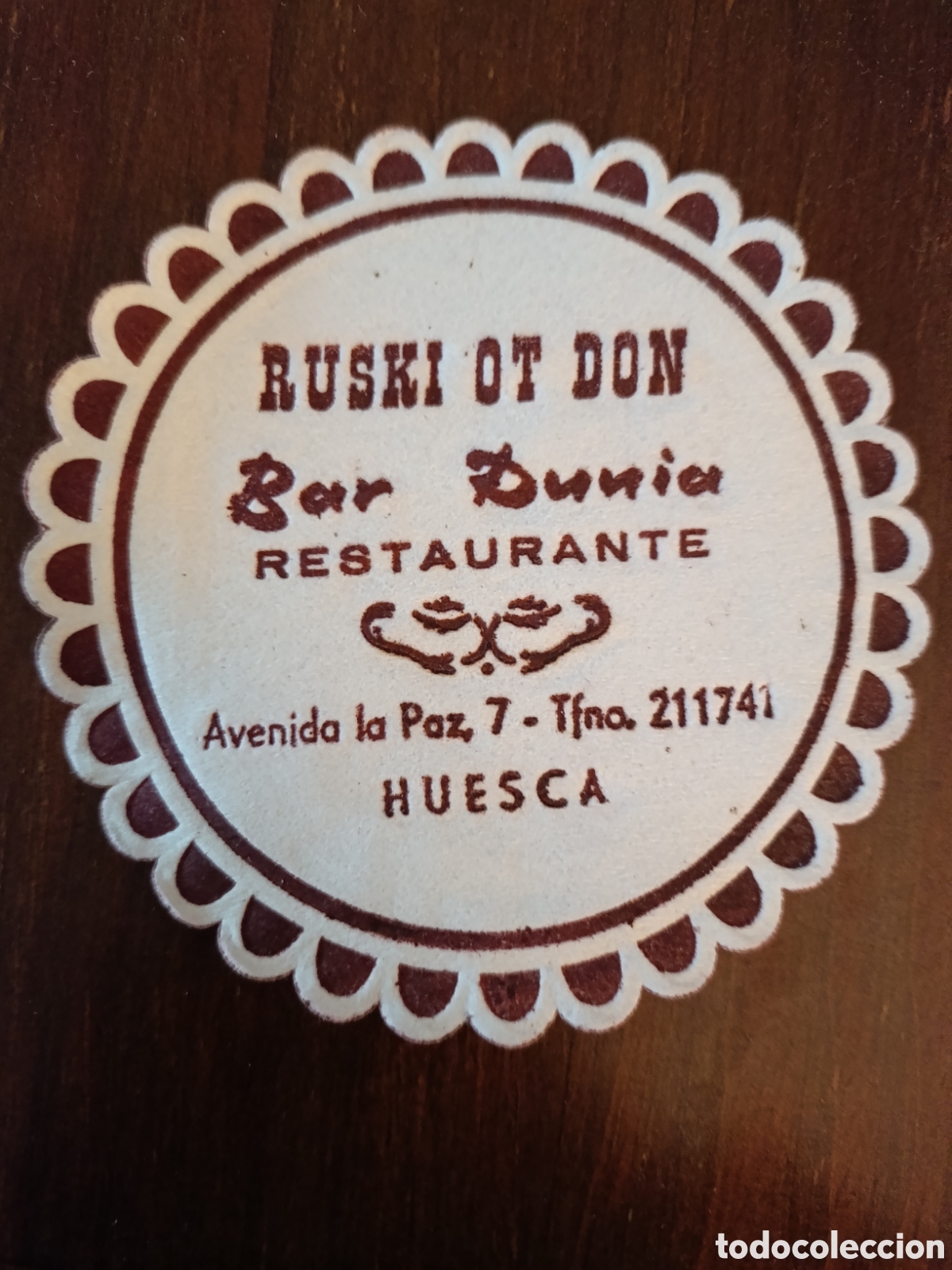 Otros art&iacute;culos de coleccionismo en papel: RUSKI OT DON BAR DUNIA RESTAURANTE HUESCA [ ETIQUETA A&Ntilde;OS 40-50 ]