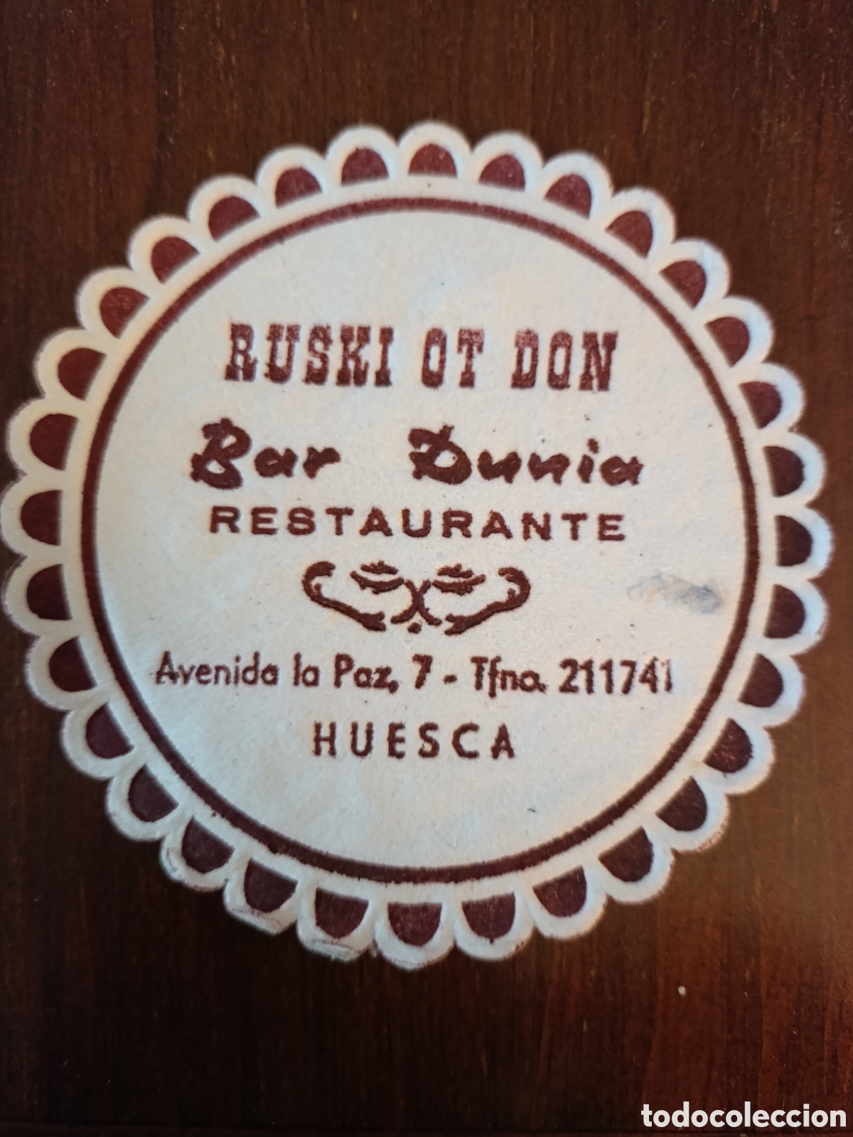 Otros art&iacute;culos de coleccionismo en papel: RUSKI OT DON BAR DUNIA RESTAURANTE HUESCA [ ETIQUETA A&Ntilde;OS 40-50 ]