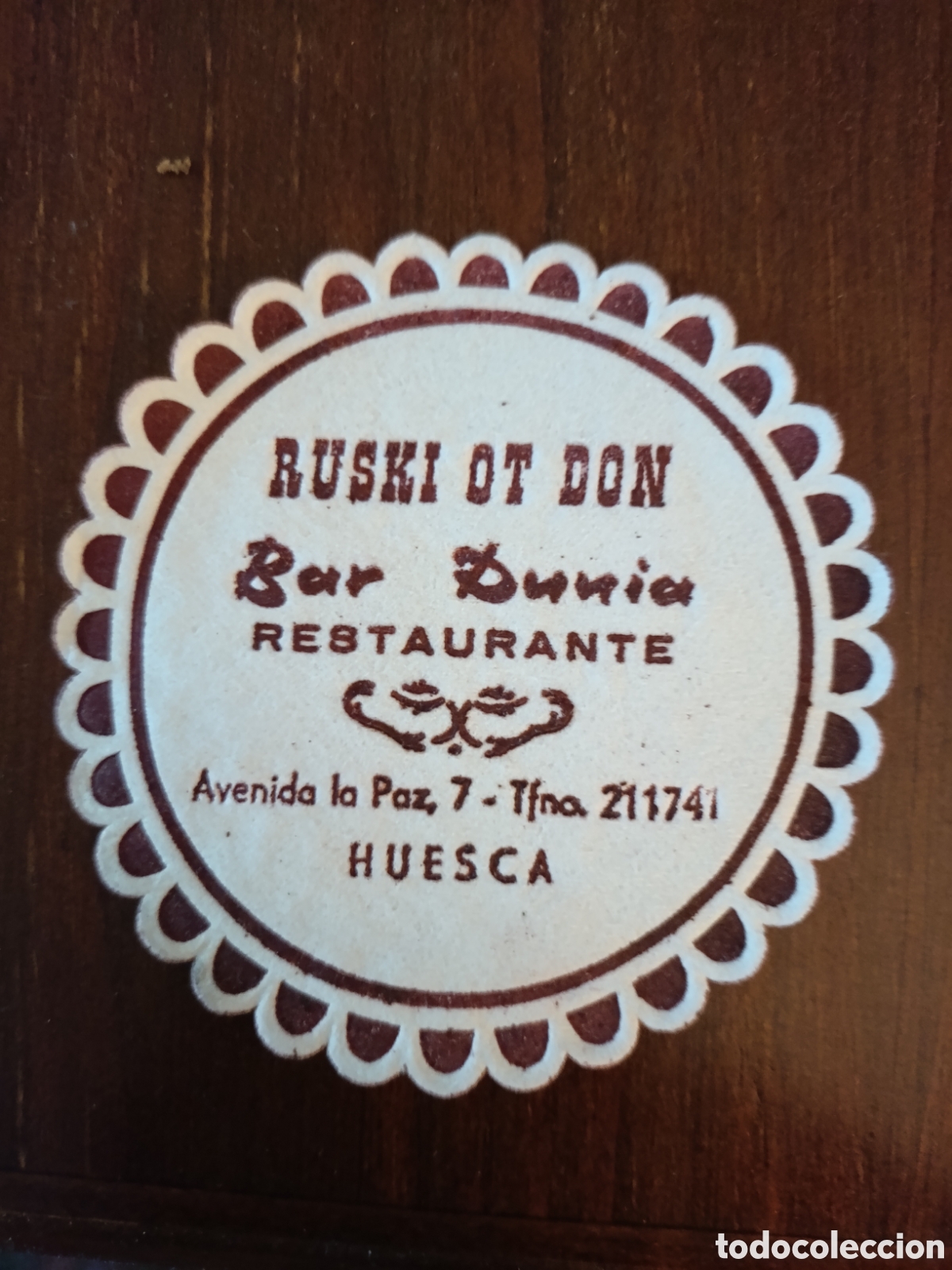 Otros art&iacute;culos de coleccionismo en papel: RUSKI OT DON BAR DUNIA RESTAURANTE HUESCA [ ETIQUETA A&Ntilde;OS 40-50 ]