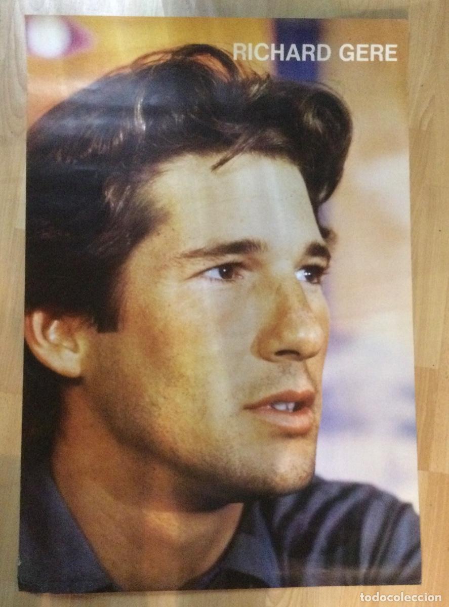 Otros art&iacute;culos de coleccionismo en papel: Poster. Richard Gere. 98 x 70 cms. A&ntilde;os 80