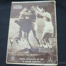 Coleccionismo deportivo: VIDA DEPORTIVA Nº 806 - 20 FEBRERO 1961 - BARCELONA 3 ELCHE 3 - . Lote 23385287