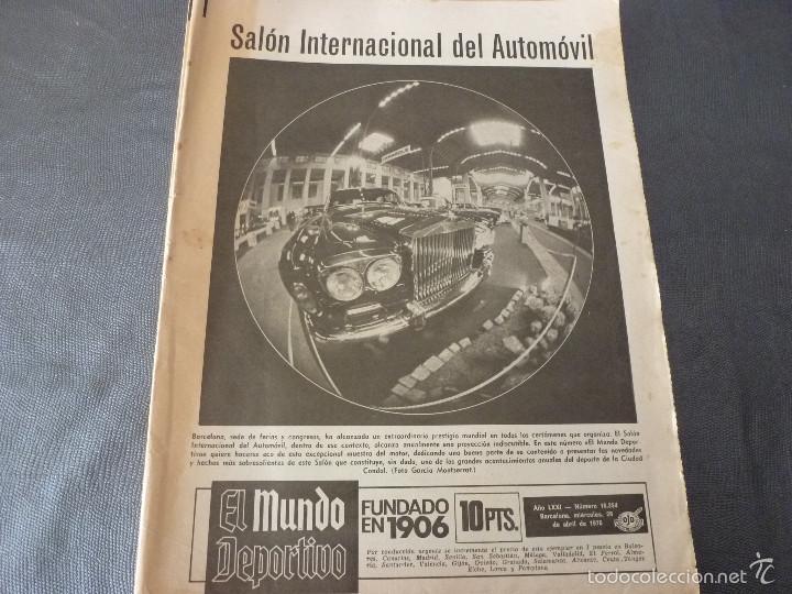 Coleccionismo deportivo: MUNDO DEPORTIVO(28-4-76)SAL&Oacute;N INTERNACIONAL DEL AUTOM&Oacute;VIL DE BARCELONA-FOTOS