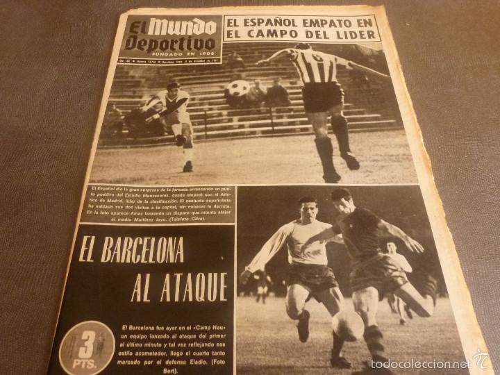 Coleccionismo deportivo: MUNDO DEPORTIVO(4-12-67)!!BAR&Ccedil;A 4 PONTEVEDRA 0 !!AT.MADRID-ESPA&Ntilde;OL,SABADELL-SEVILLA,STAN OCKERS.