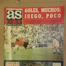 Coleccionismo deportivo: REVISTA AS COLOR Nº 134 POSTER RCD ESPANYOL 73/74 - ALINEACION ESPAÑOL LIGA 1973/1974